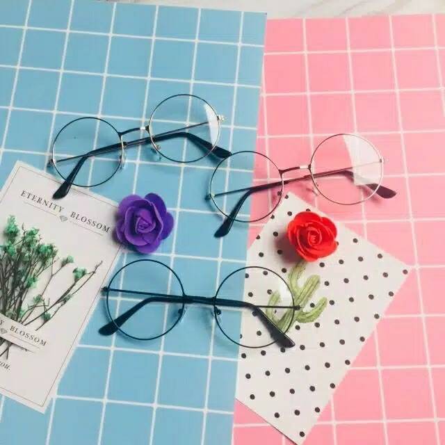 Kacamata bulat / kacamata wanita / kacamata gaya