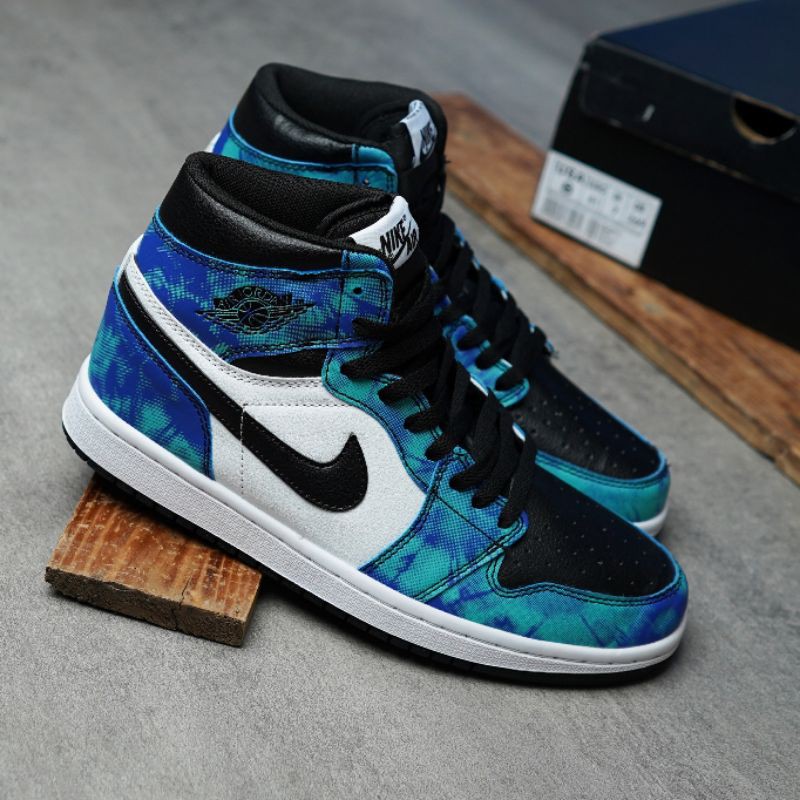 Sepatu Air Jordan 1 High OG Tie-Dye