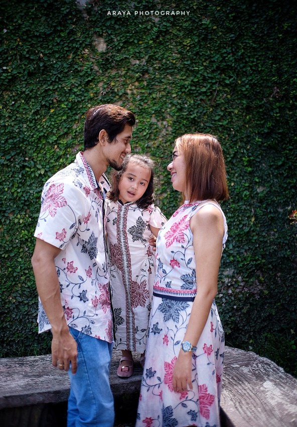 Batik Couple Family Yz