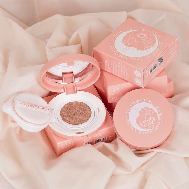 ❤️ MEMEY ❤️ MADAME GIE Magic Mini BB Cushion SPF 35 Pa++