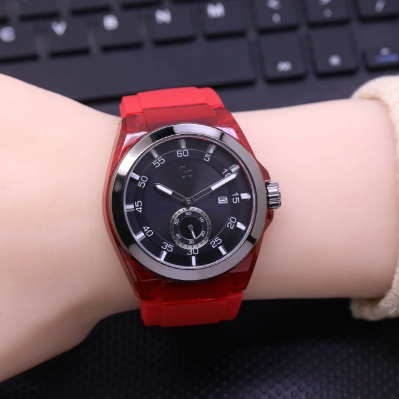 jam tang gc pria. detik bawah.tanggal aktif