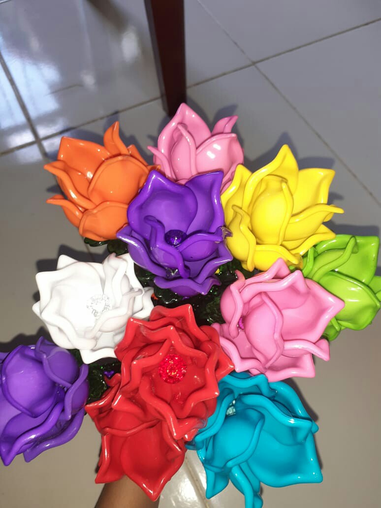 Mawar Sekop Besar Manik Akrilik