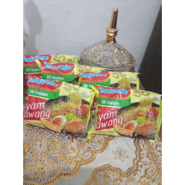 

indomie ayam bawang isi 5 pcs