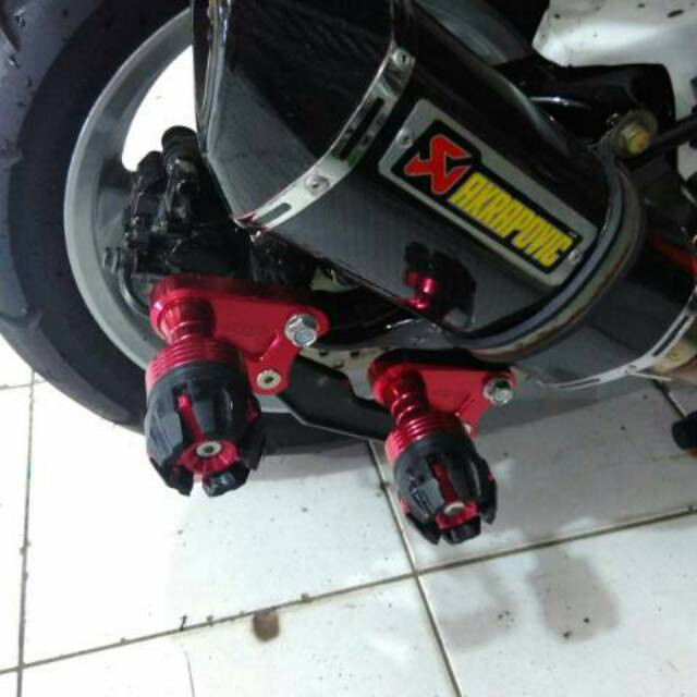 PELINDUNG KNALPOT NMAX AEROX LEXI VARIO 150 PCX ADV XMAX VARIO 160 FRAME SLIDER KNALPOT