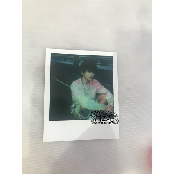 haechan polaroid (hello future album)