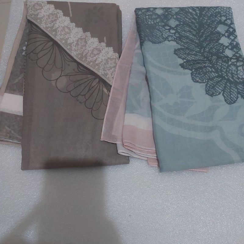 PRELOVED L SCARF by Laudya Chintya Bella LACE SERIES