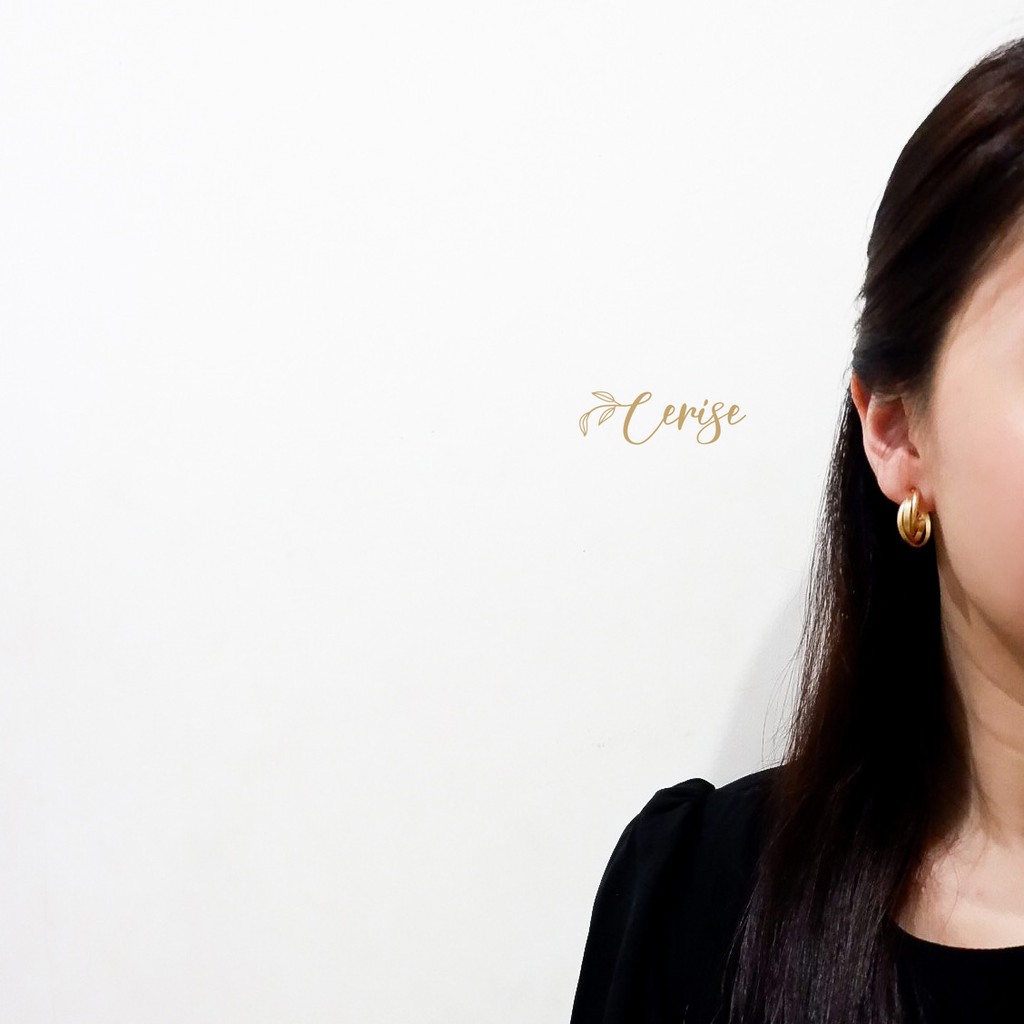 Gianna earrings | Anting tusuk bulat korea emas twist cantik aksesoris wanita trendy stylish