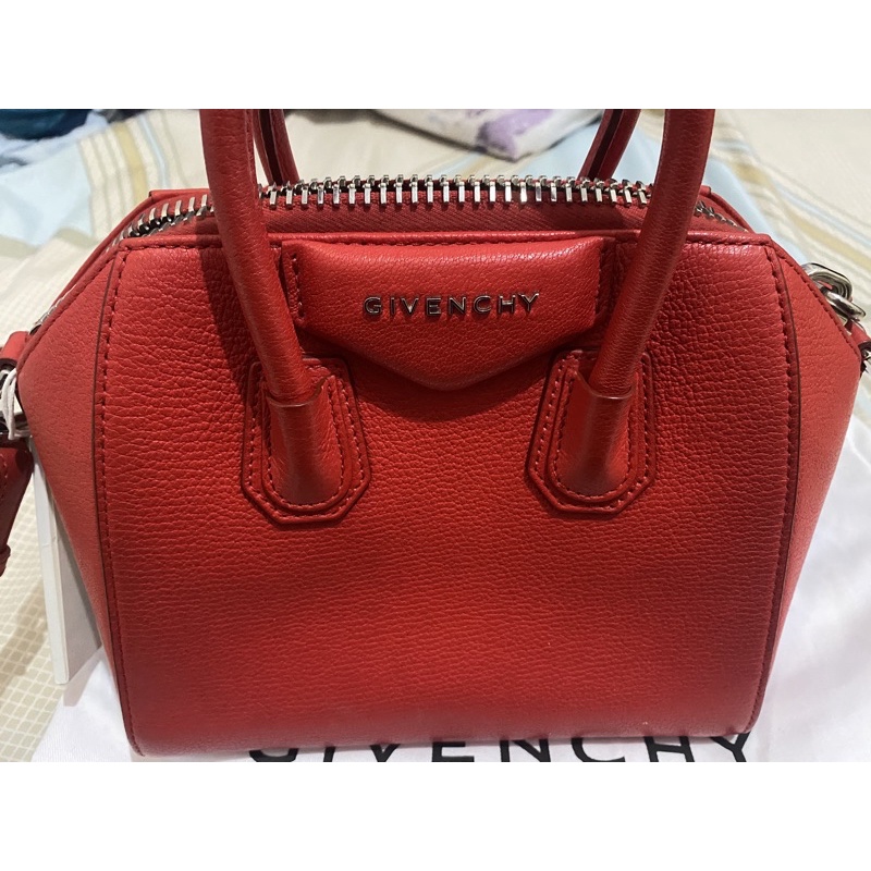 preloved givenchy antigona