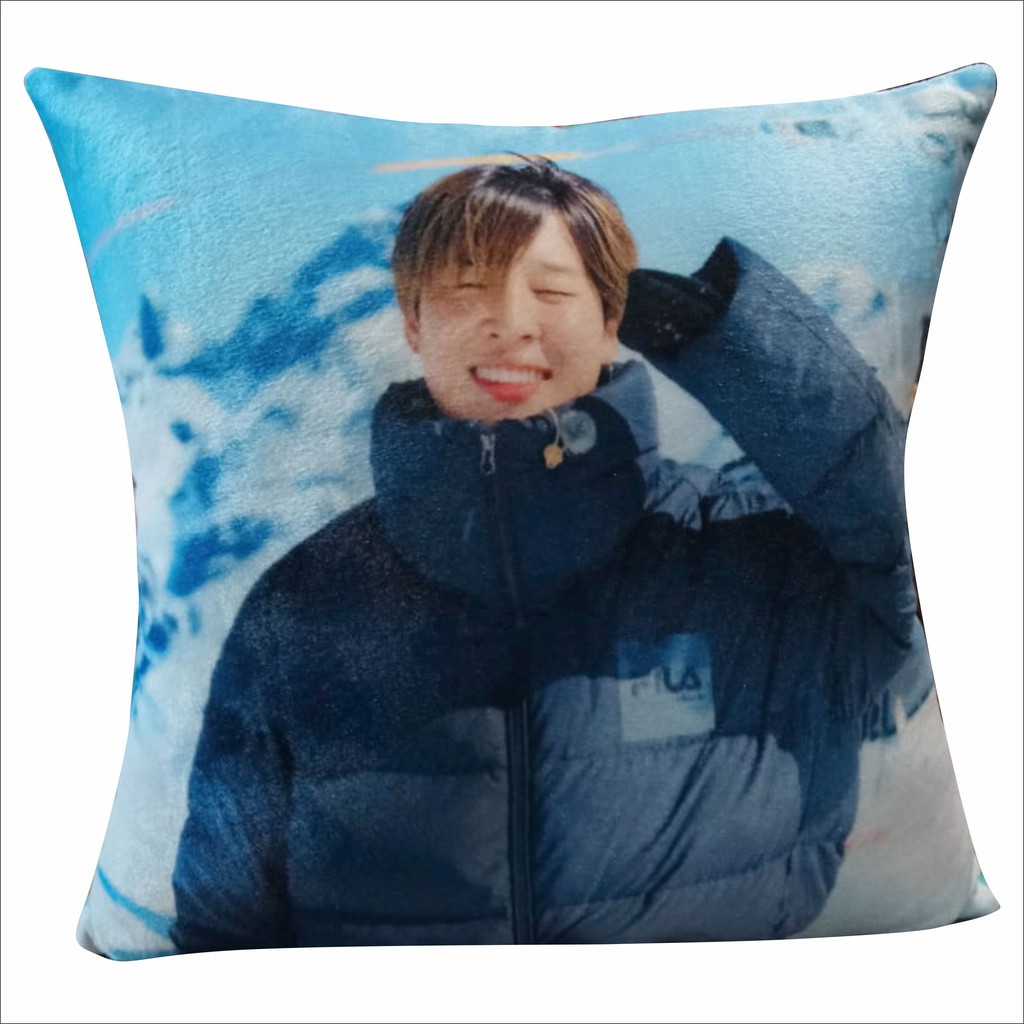 Bizzarpillow Bantal Kpop Bantal Foto Custom Fullprint 40x40 BZ027