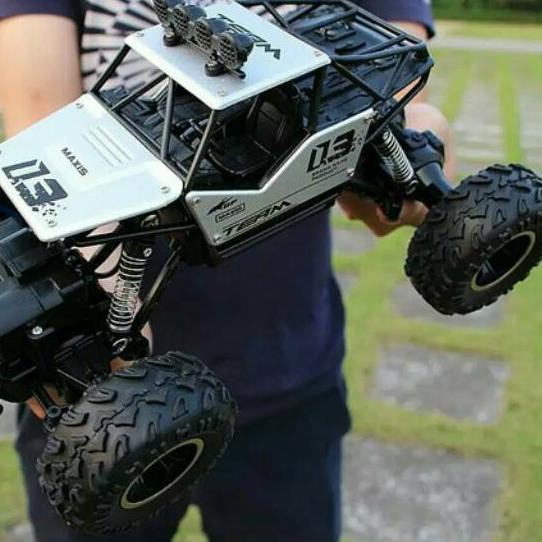 best rc car under 2000
