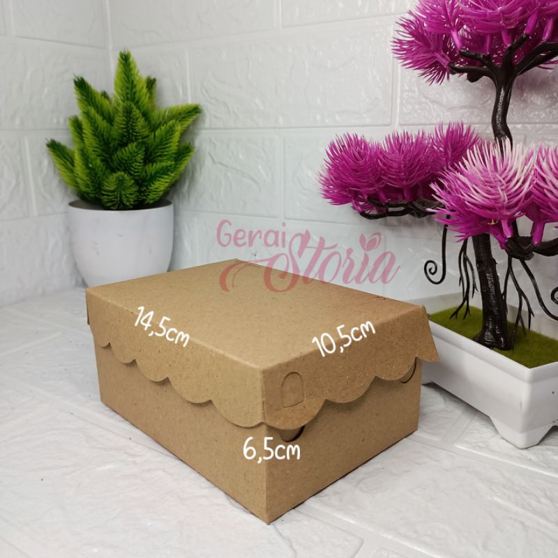 

Dus snack kraft coklat R3 / dus R3 polos coklat / ukuran kecil 14,5 x 10,5 x 6,5