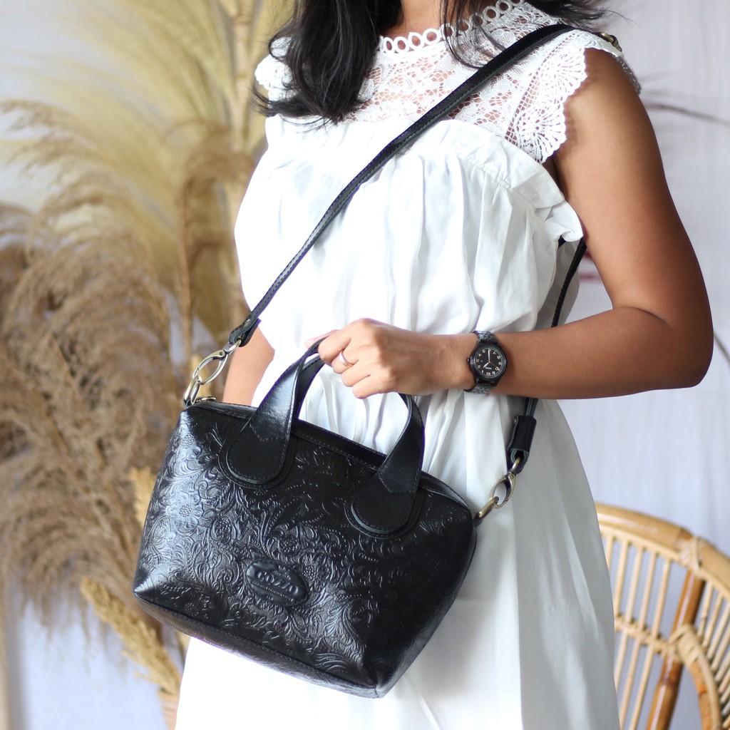 Gozzo LeatherTas Kulit Asli Wanita Model Talita – Tas Selempang Elegan + Gratis Gravir Nama