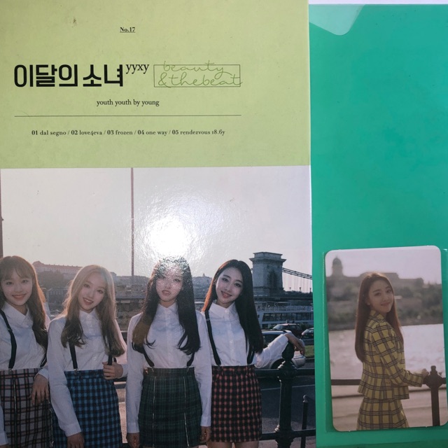 LOONA YYXY ALBUM + YVES PHOTOCARD