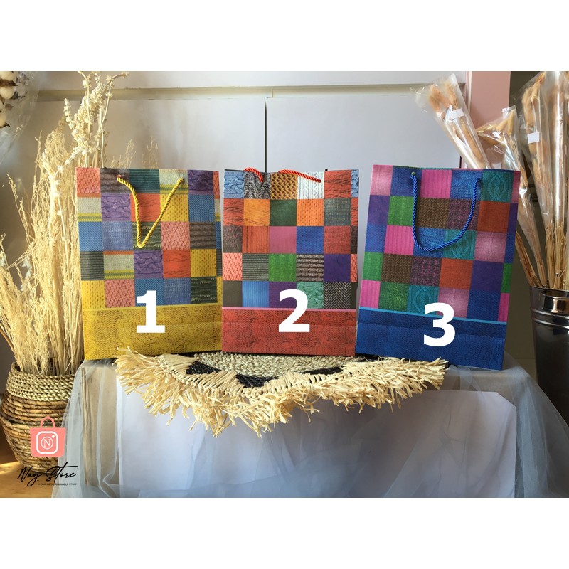 

Paperbag Kantong Tahan Air Minyak motif