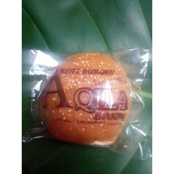 

Aqila roti burger bun diameter 9 cm (1 box = 200 pcs)