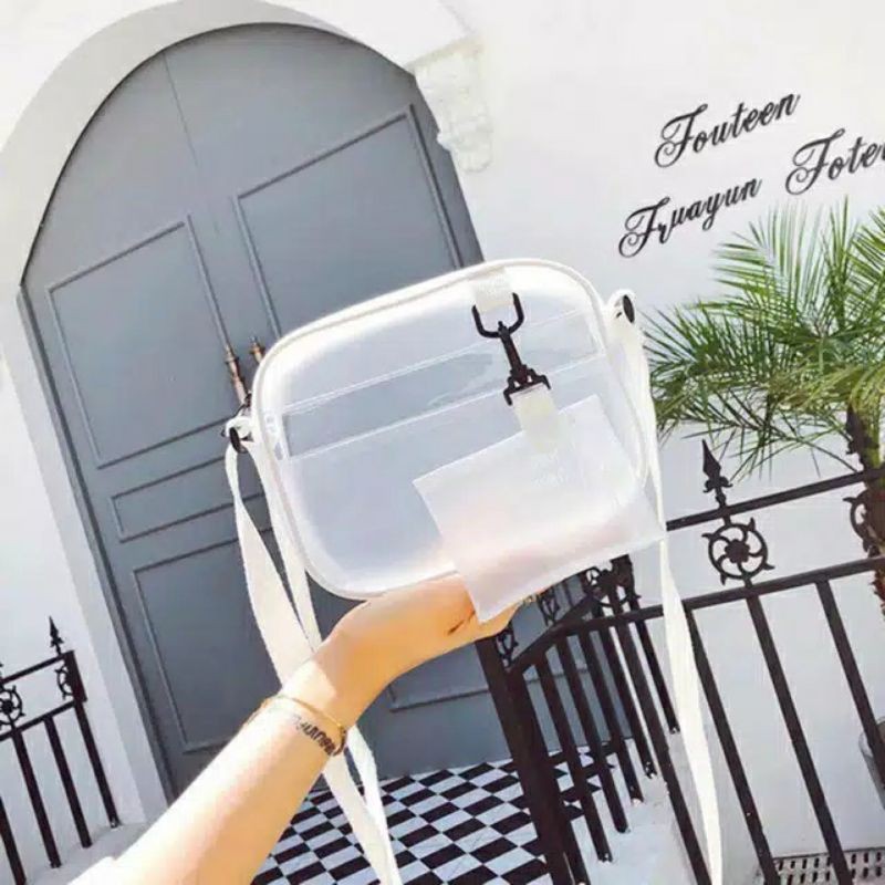 TAS SELEMPANG BENING TRANSPARAN ANTI AIR ANTI HUJAN