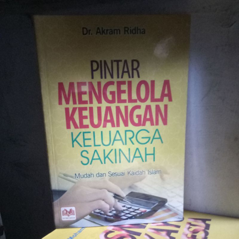 pintar mengelola keuangan keluarga sakinah sesuai kaidah islam.  v19