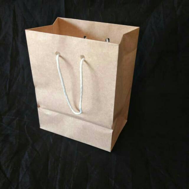 

Tas kertas paper bag kecil 10x7x14