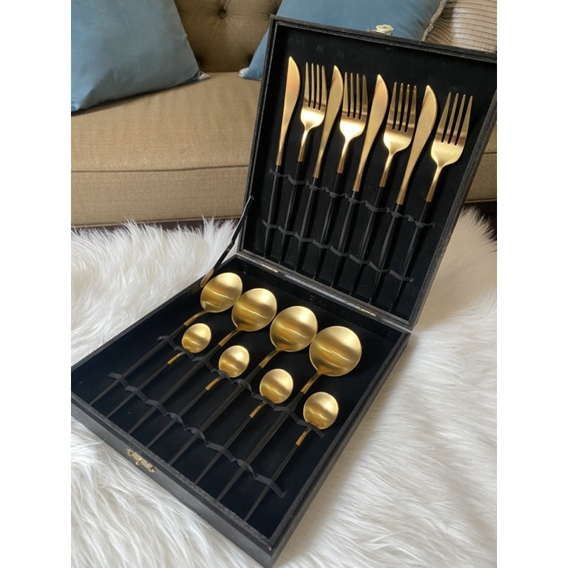 cutlery set 16 gold / sendok makan / sendok gold