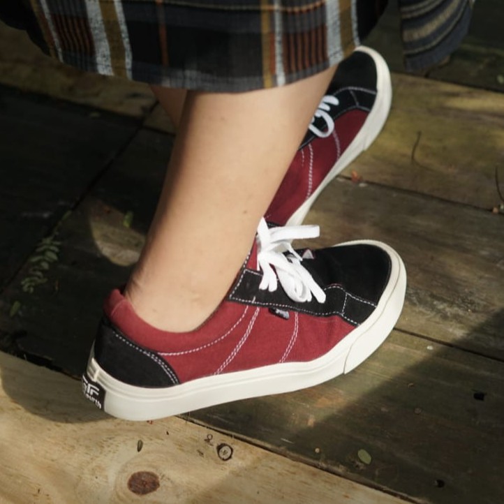 Sepatu Gearfourth Willy Os Maroon
