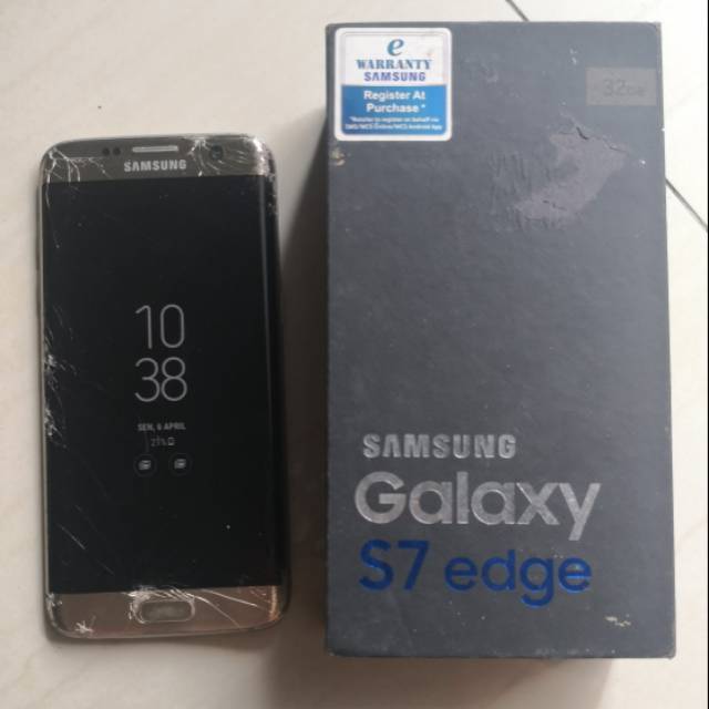 Preloved second HP Samsung Galaxy S7 Edge 4GB / 32GB