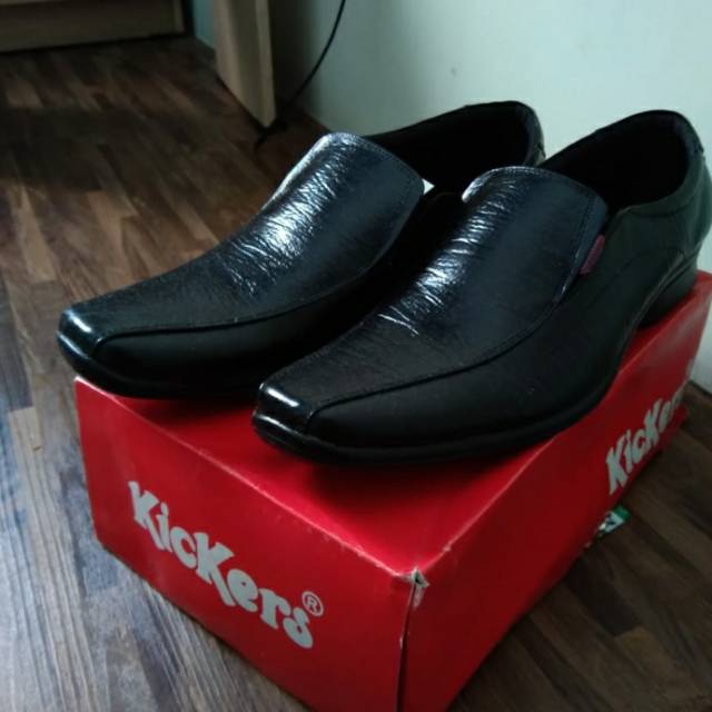 (NEW) Sepatu Kickers Pria Original