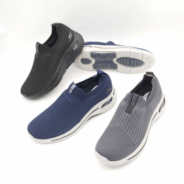 Sepatu pria new skechers go walk arch fit iconic man original Sepatu Skechers Pria Terbaru