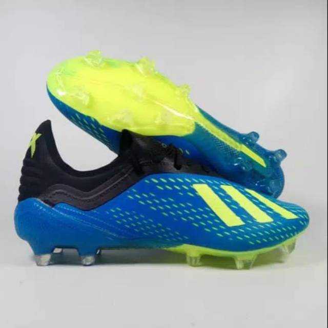 sepatu bola adidas x18