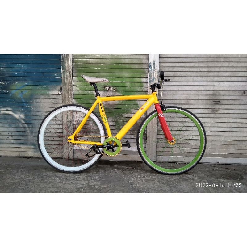 sepeda fixie soloist 77