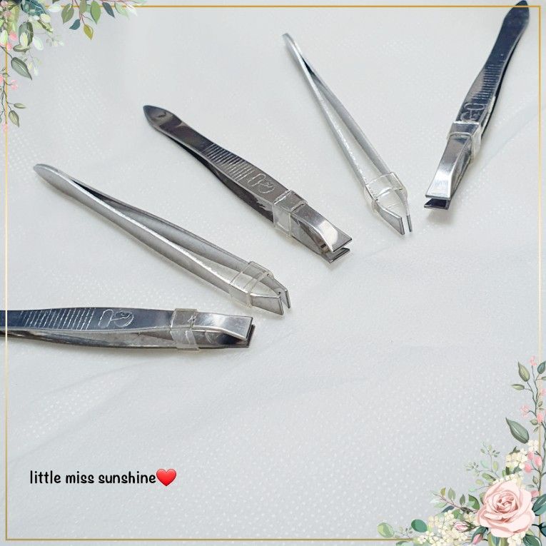 Pinset Mini 8cm Small Kecil Capit pinset kegunaan pinset tweezer Cantik Manis Pelajaran Sekolah Ambil Jumput Jumputan Stenlis Steel Perlengkapan Kecantikan Nail Art perawatan kuku tangan kaki manicure treatment pendek Grosir Termurah Little Miss Sunshine