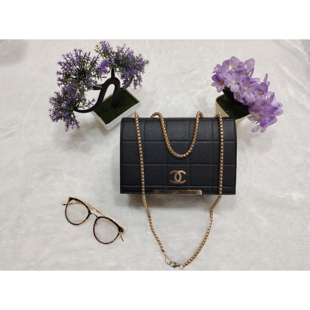 ( BISA COD ) Tas Wanita Terbaru / Tas Selempang Wanita Tali Rantai Embos Bordir CC Terbaru 2022