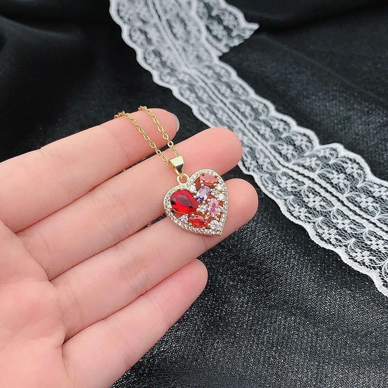 Kalung Rantai Dengan Liontin Batu Permata Bentuk Hati Untuk Wanita