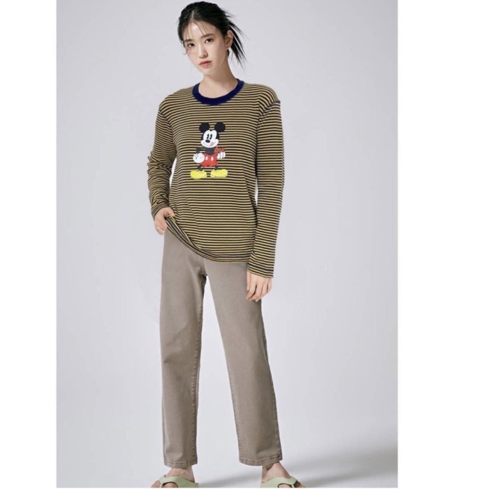 Uniqlo Mickey Soft Knit Sweatshirt - Sweater Pria Wanita Unisex - Kuning, S Promo