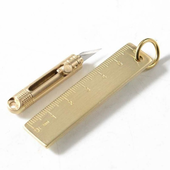 

Nikmati X643- Pisau Cutter Kecil Tersembunyi Untuk Pertahanan Diri Stainless Diskon
