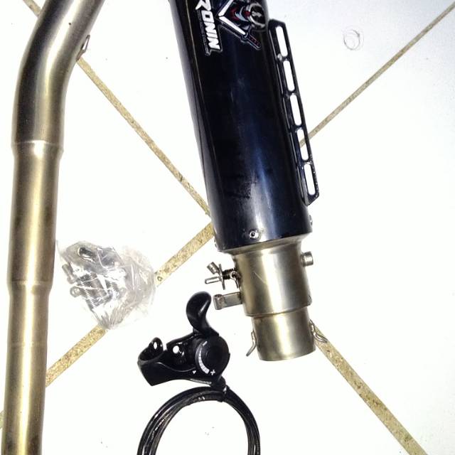 Knalpot Ronin Katana 3tech Fullsystem (Bekas CBR150R)