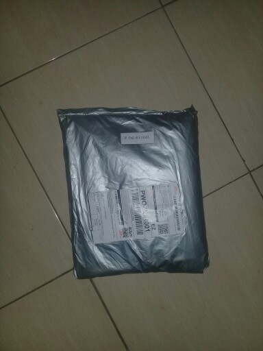 Seprei Homemade 2 Bantal, 1 Guling Size 180x200