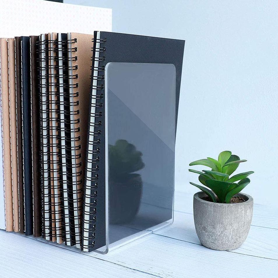 

Jual⭐ M069.☛ ACRYLIC BOOK STAND PENAHAN BUKU PEMBATAS BUKU GANJAL BUKU 2mm .AB.12 ⭐tankss.ya