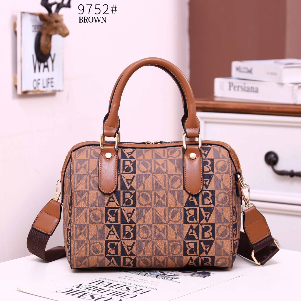 Bonia speedy #9752