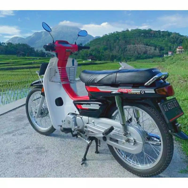 LEGSHIELD ASTREA GRAND WARNA SET BATOK MERK WIN