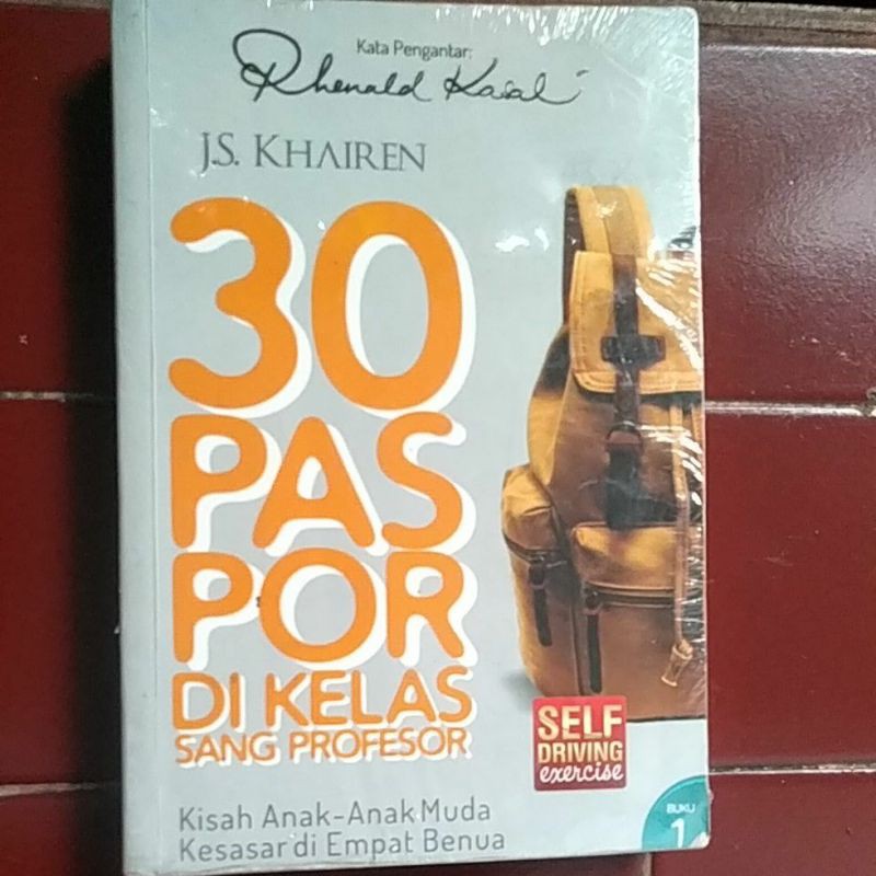 30 Paspor di Kelas sang Profesor-Buku ke 1
