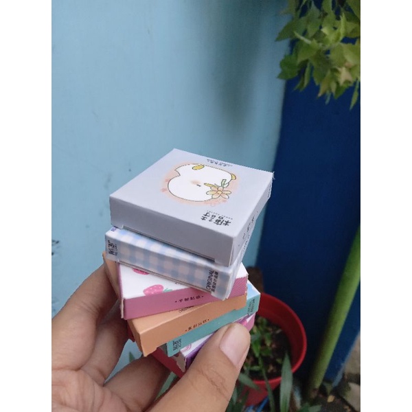 

STIKER BOX