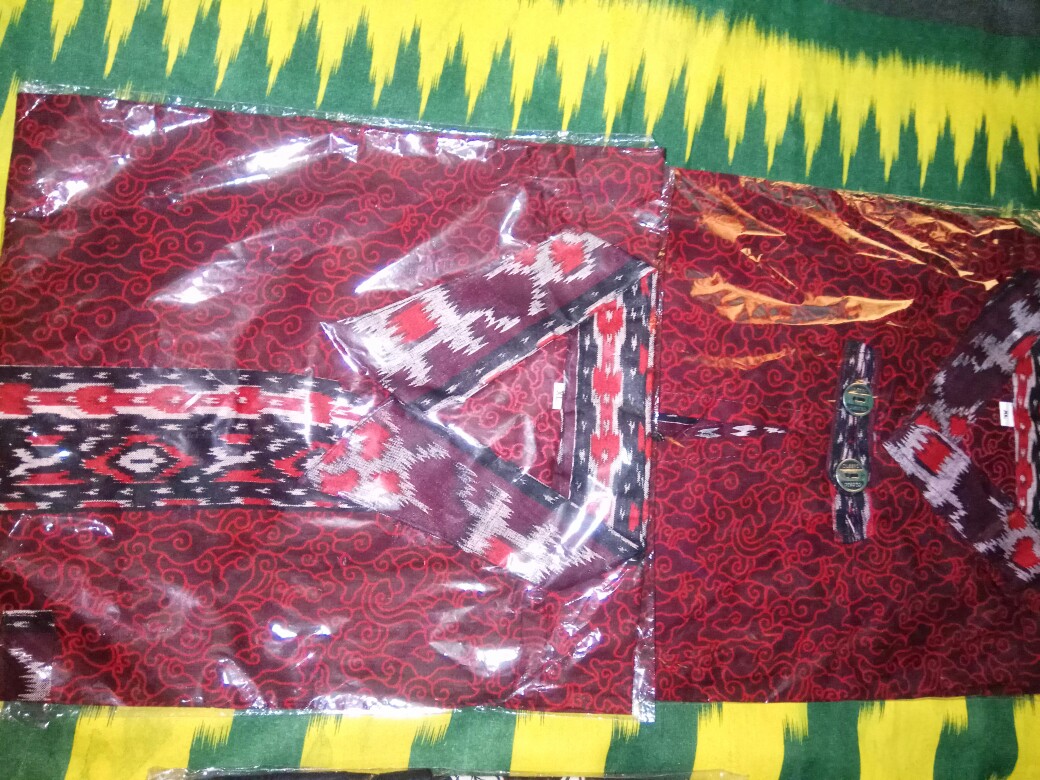 Sarimbit Couple Sarimbit Batik Couple Batik Baju Batik Pasangan Batik Sarimbit Batik Couple Pakaian