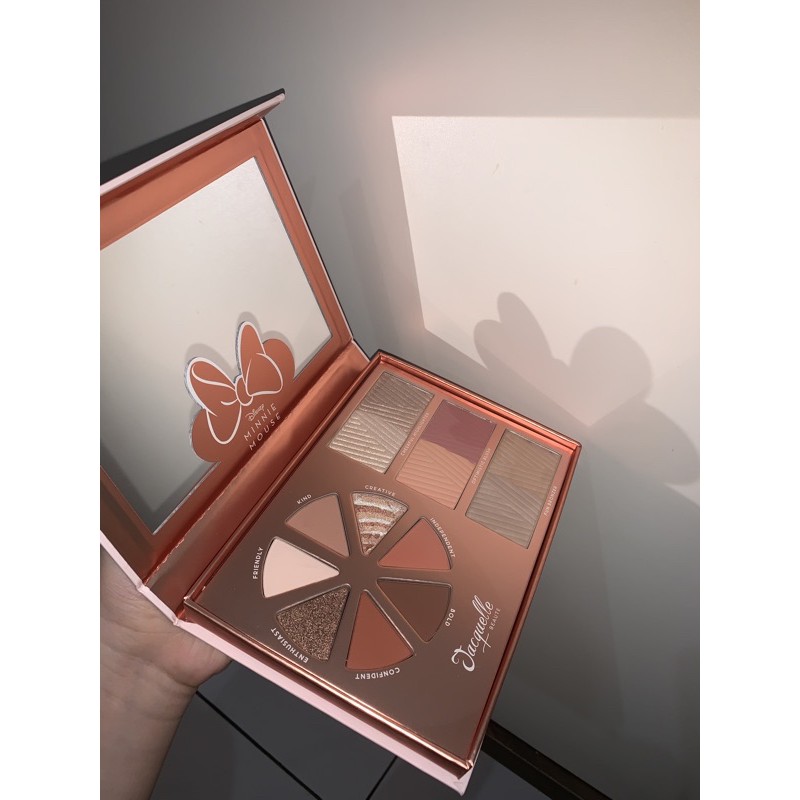 Jacquelle Disney Minnie Mouse Edition Complete Me Face Palette