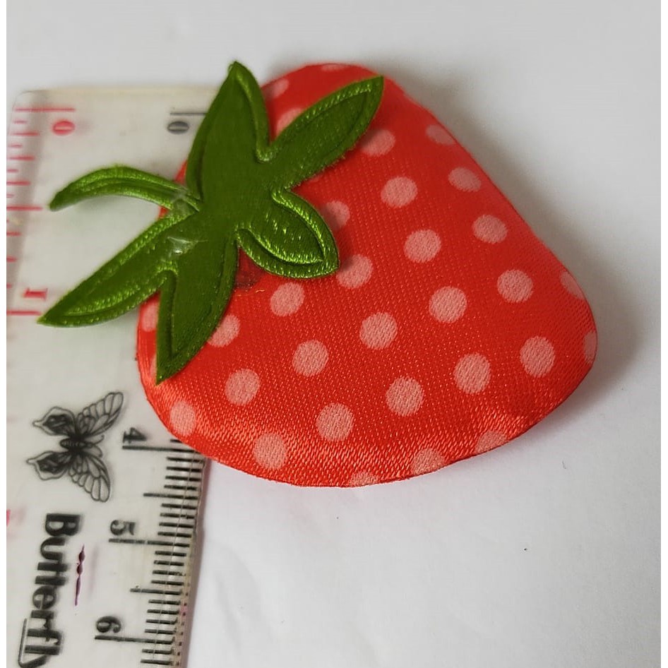 Bordir tempelan baju dan Strawbery besar saten Jepang per lusin