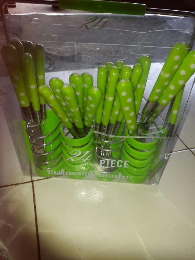 [ Grosiran ] Sendok Polkadot / Sendok Stainless Polkadot Isi 24 Pcs