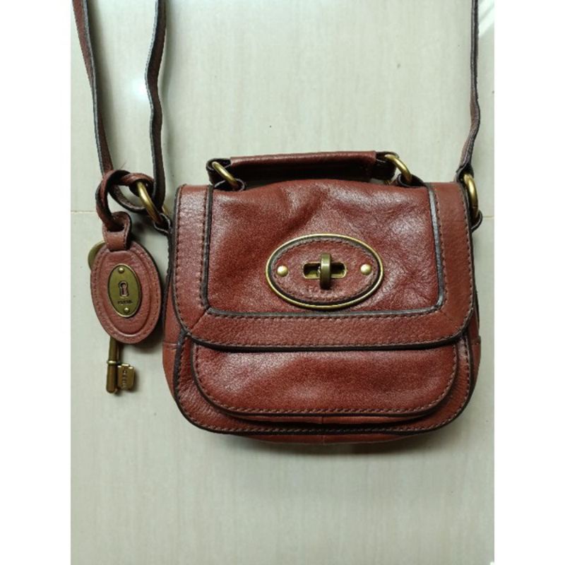 Fossil Sling bag bagong