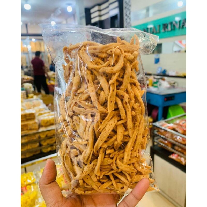 

Kue Bawang Gunting Rina