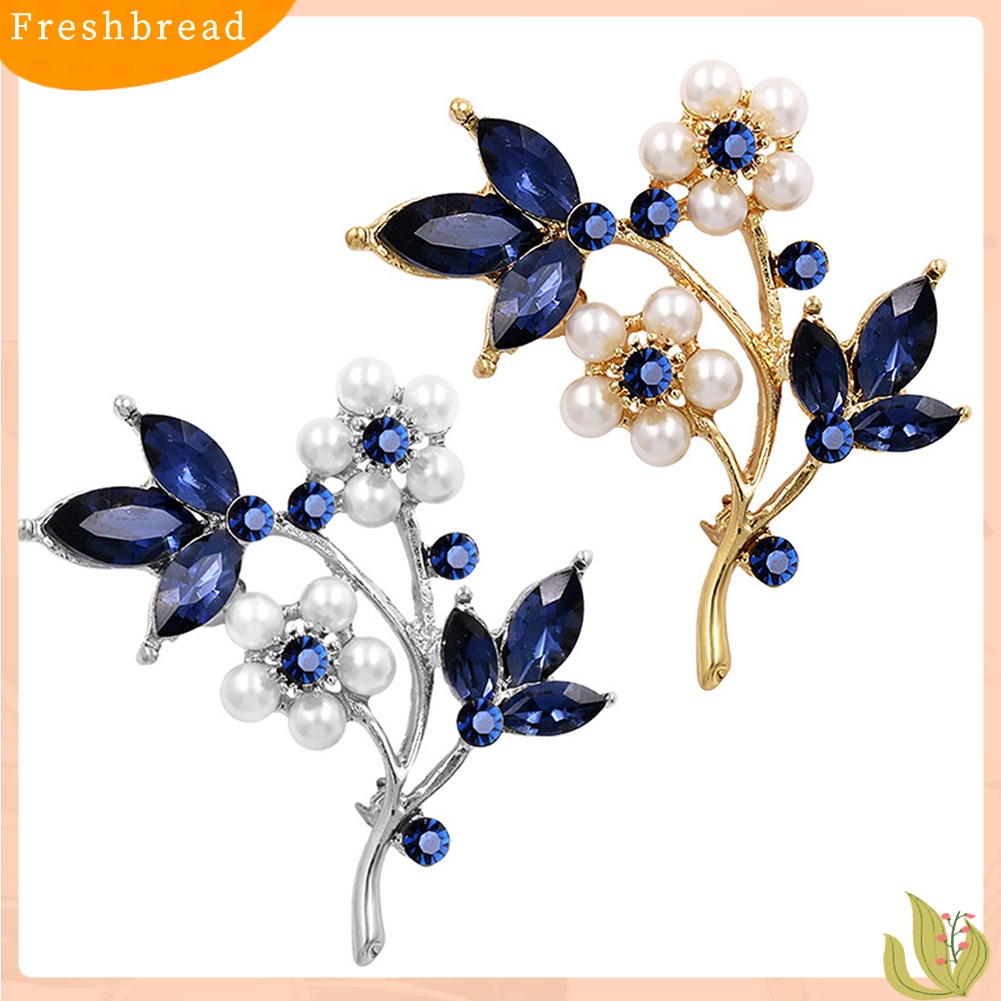 [ TERLARIS]Women Faux Pearl Rhinestone Petals Flowers Brooch Pin Jewelry Clothing Accessory