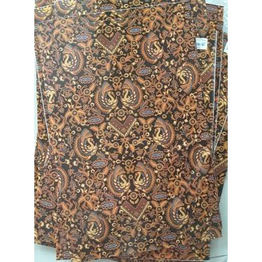 

Fika Kertas Bungkus Kado Motif Batik Kiky