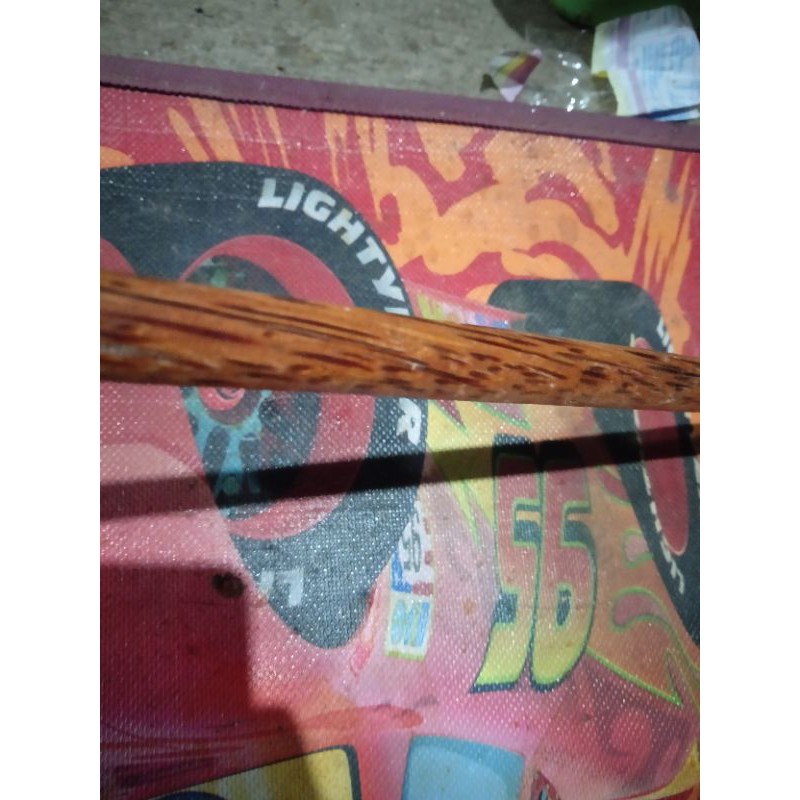 Tangkringan Burung Kenari Oval Kayu Kelapa 1 Pasang